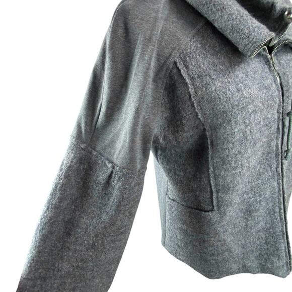 SOLD.   Lisa International Boiled Wool Jacket Size L Art To Wear Coat Gray Boho - Picture 4 of 9
